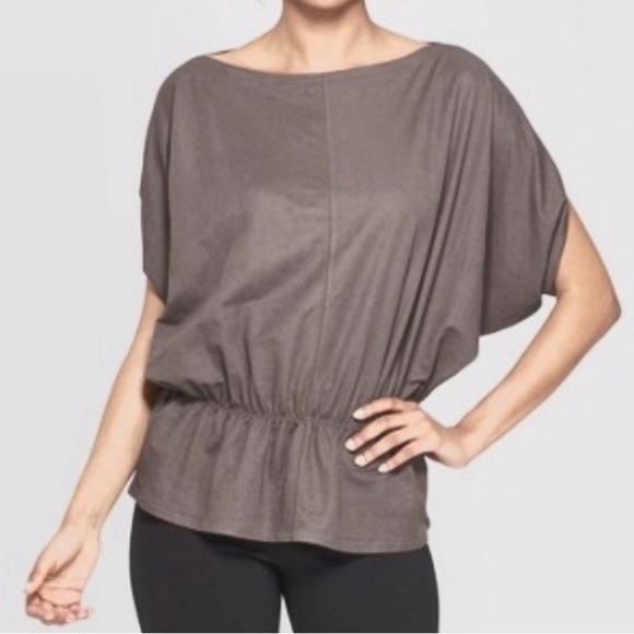 Prologue burgundy boat neck short sleeve batwing top. Size M - Picture 2 of 4